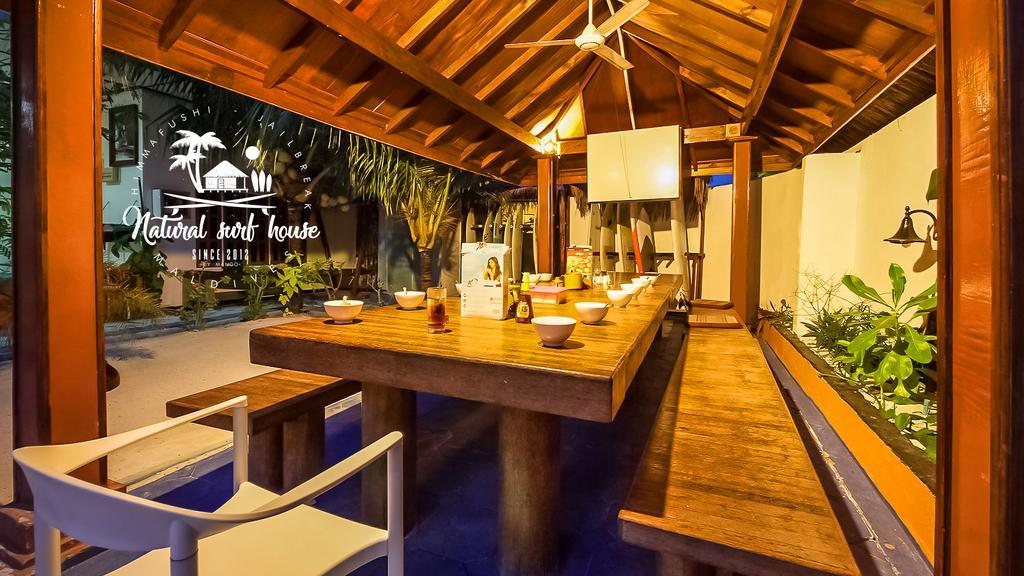 Natural Surf House Ostello Himmafushi Esterno foto